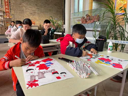 葡京娱乐场
博物馆举办“羊城花开木棉红”绘画活动445.png