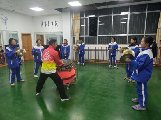 (葡京娱乐场
文化馆)2024年国家级非遗项目广州北胜蔡李佛拳援藏行498.png