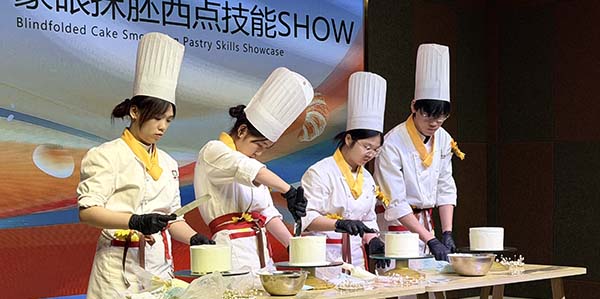 以技兴产 以能赋城    葡京
“技能活动周”启动