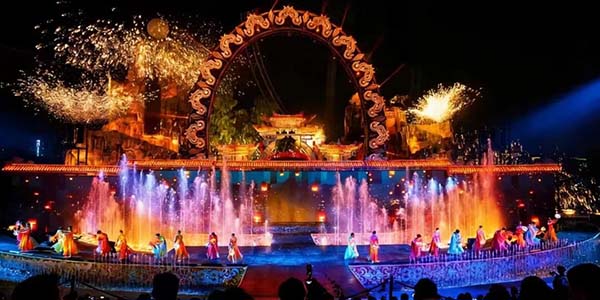 葡京
国风实景大秀首演  千万补贴同步启动